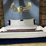 Comfort Sphinx Inn